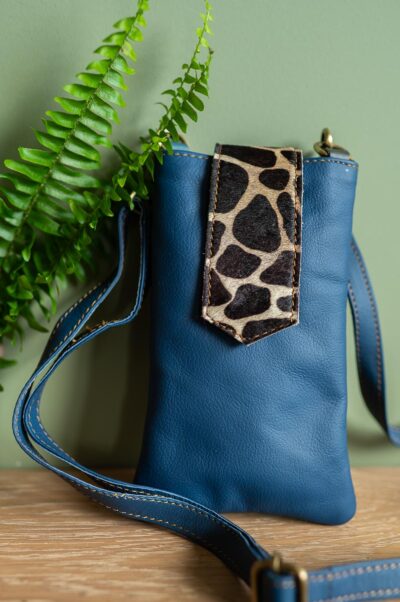 Telefoontas restleer blauw giraf