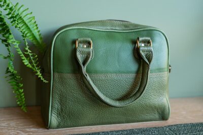 Lederen handgemaakte tas restleer groen