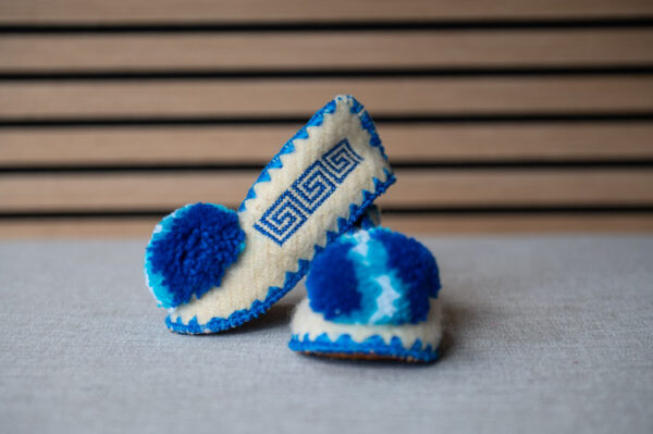 Griekse wollen kindersloffen wit met blauw Original maat 21/22