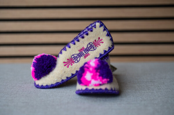 Griekse wollen sloffen kind maat 26 wit paars roze